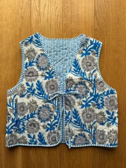 Kolorowa delikatnie pikowana kamizelka bezrękawnik w kwiaty summer vest L/XL