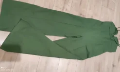 Kombinezon oliwkowy Boohoo M/38 Prettylittletching