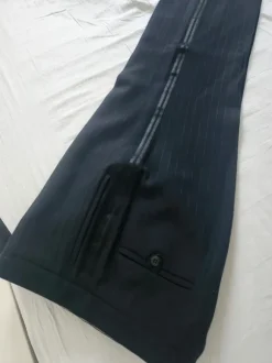 Komplett herrsuit: Kavaj, byxor och slips – Fint skick!