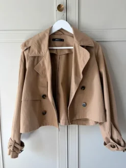 Kort trenchcoat