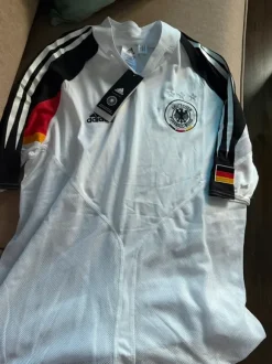 Koszulka sportowa klubowa vintage Adidas Deutcher Fussball-Bund nowa z metką