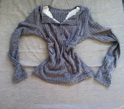 Lace long sleeved top