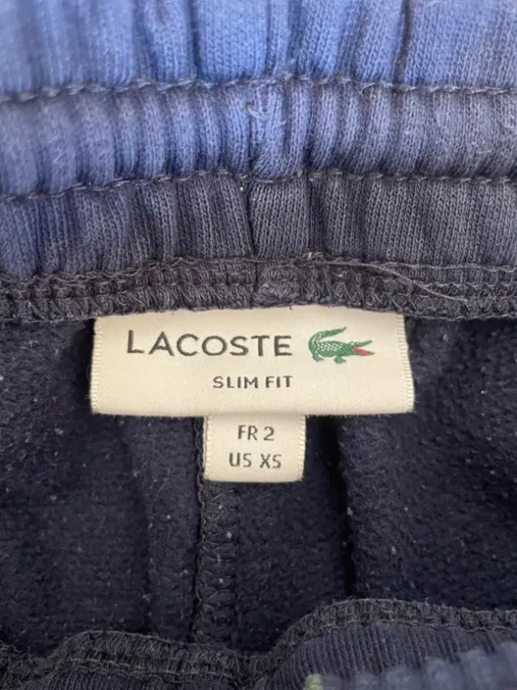 Lacoste collegehousut