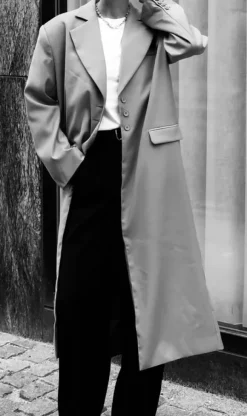 Lang blazer-coat fra Holy Official