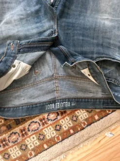 Lee relaxed bootcut jeans
