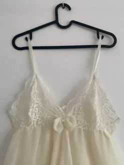 Lekka koronkowa halka babydoll
