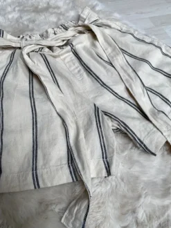 Letnie lniane szorty spodenki na lato w stylu old money