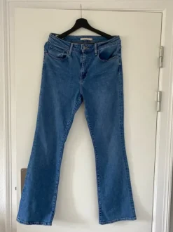 Levis 725 str 30/32