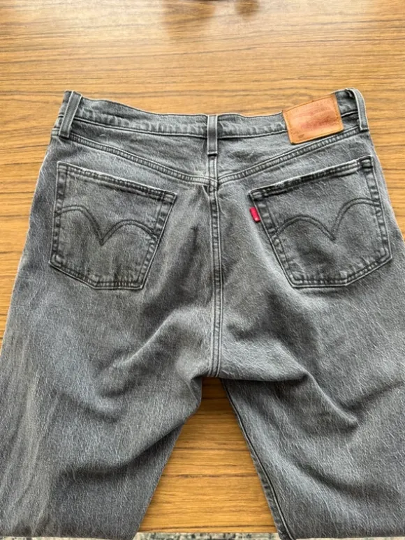 Levis 501 grå w30 l32