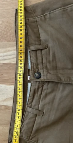 Levi’s chino 27/29 (S)