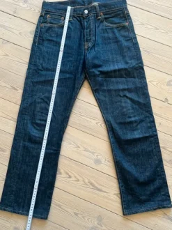 Levis jeans