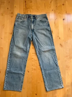 Levis jeans