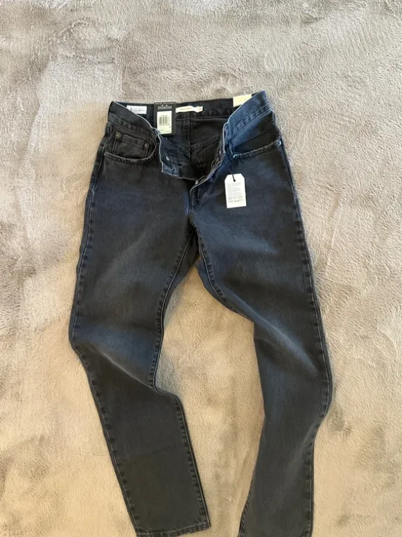 Levi’s Middy Straight women 26x33 ny