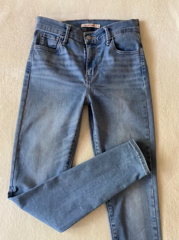 Levi’s W28 L 28