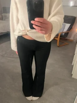 Lågmidjade kostymbyxor