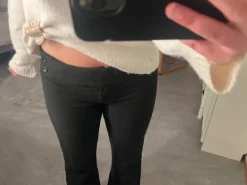 Lågmidjade kostymbyxor