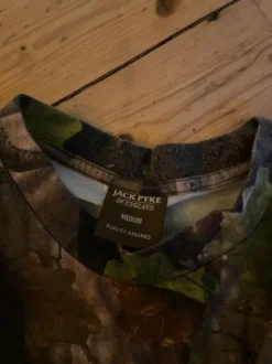 Långärmad camoflauge