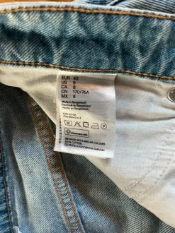 Loose mom jeans ultra high waist – ljus denim strl 40