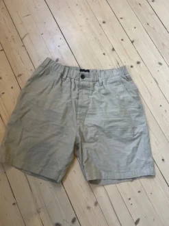 Lyle & Scott shorts storlek w32