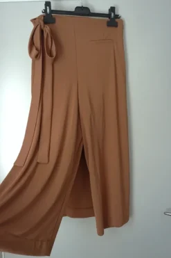 Mango Suit Capri Pants - Skirt Effect / Wrap Design - Mustard/Caramel Brown