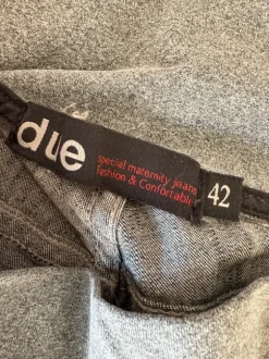 Maternity jeans size 42 (XL) - perfect conditions