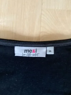 Me&I meandi ny svart omlottklänning stl M wrap dress