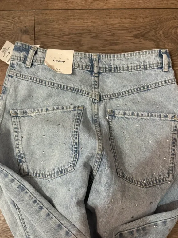 Mom Jeans z cyrkoniami