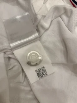 Moncler pike i storlek M/L