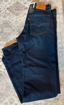 Mörkblå Levis 502 Taper 33/36