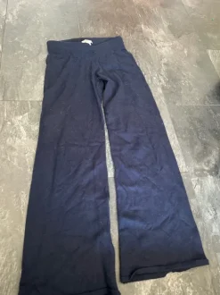 Mørkeblå strikkebukser | Vinted