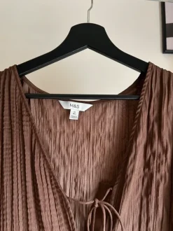 Narzutka M&S 46 brązowa boho wiązana długa, minimalistyczna, basic, wiosna lato, casual