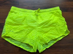 Neonowe spodenki, Pull & Bear
