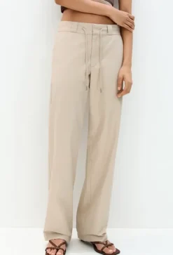 NEW Pull&Bear Beige straight leg trousers (Size: 32/XS)