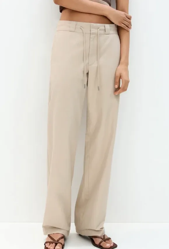 NEW Pull&Bear Beige straight leg trousers (Size: 32/XS)