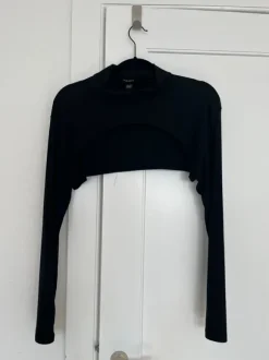 Newlook curves size UK 20/48