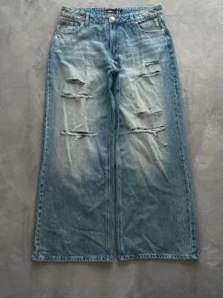 Niebieskie jeansy z dziurami distressed olderbrothercore