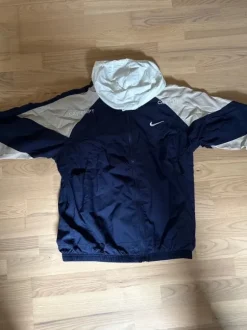 Nike cavempt