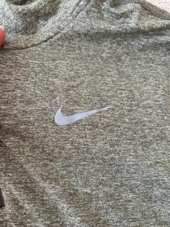 Nike dry-fit løbetrøje str M