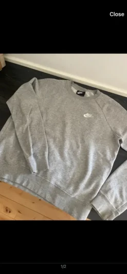 Nike sweatshirt