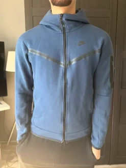 Nike tech
