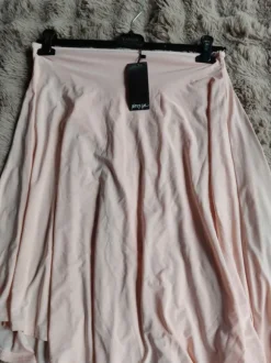 Nowa asymetryczna spódnica z spodenkami Nasty Gal brzoskwiniowy róż S 36 z metką