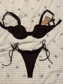 Ny bikini NAKD - mörkbrun