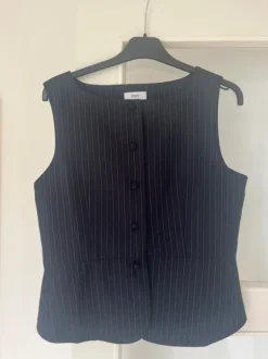 Ny Envii vest