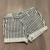 Nya randiga shorts