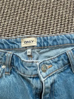 Only str. M