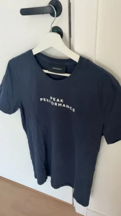 Peak performance t-shirt