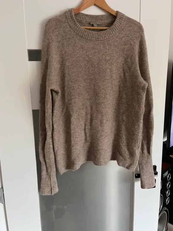Piękny sweter COS alpaka i wełna
