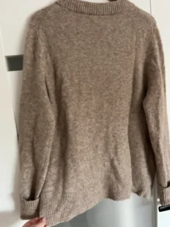 Piękny sweter COS alpaka i wełna