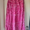Pink boho gulvlang nederdel fra Bali