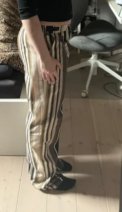 Pinstriped low waisted pants